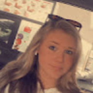 Meet your Posher, M a l l o r i e _ m a r i e